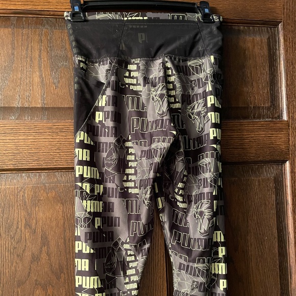 Puma Workout Leggings Capri - Picture 3 of 5